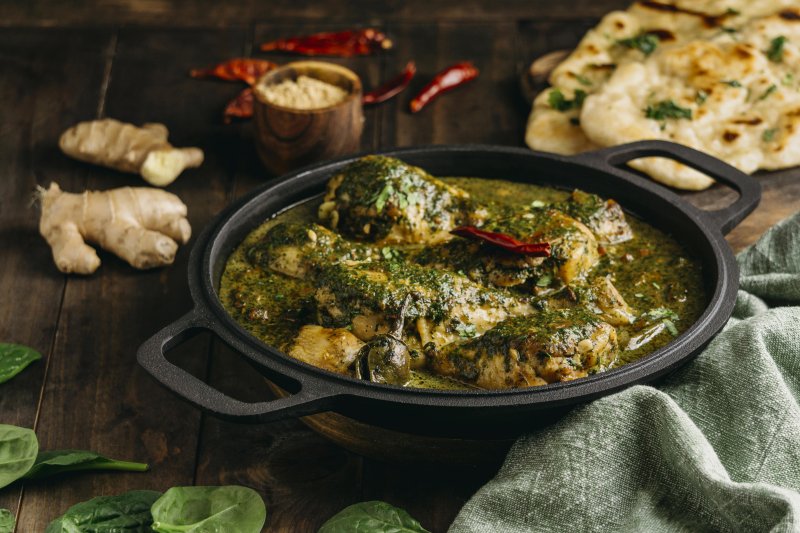 Palak mit Hähnchen